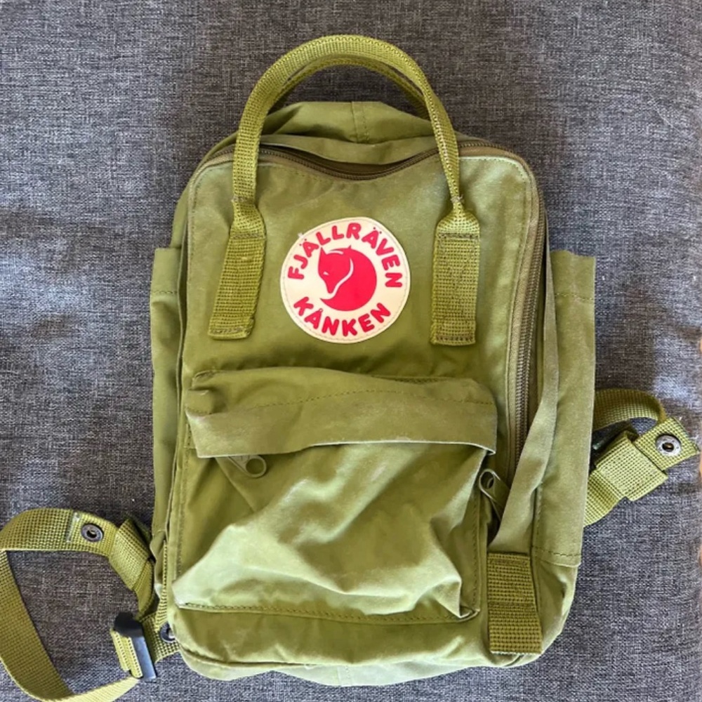 Mini Kaken backpack with Durable Fabric. Barely used - Picture 2 of 4